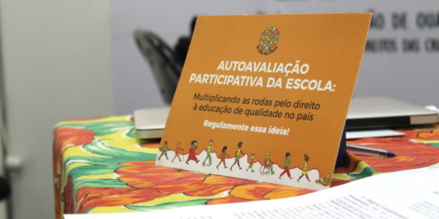 autoavaliação participativa de olho nos planos conselho municipal de educação conferência plano municipal monitoramento participativo